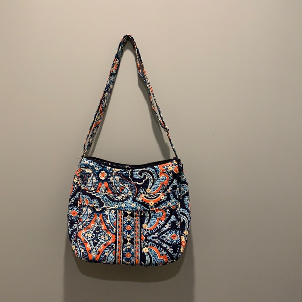 Medium size patterned crossbody bag